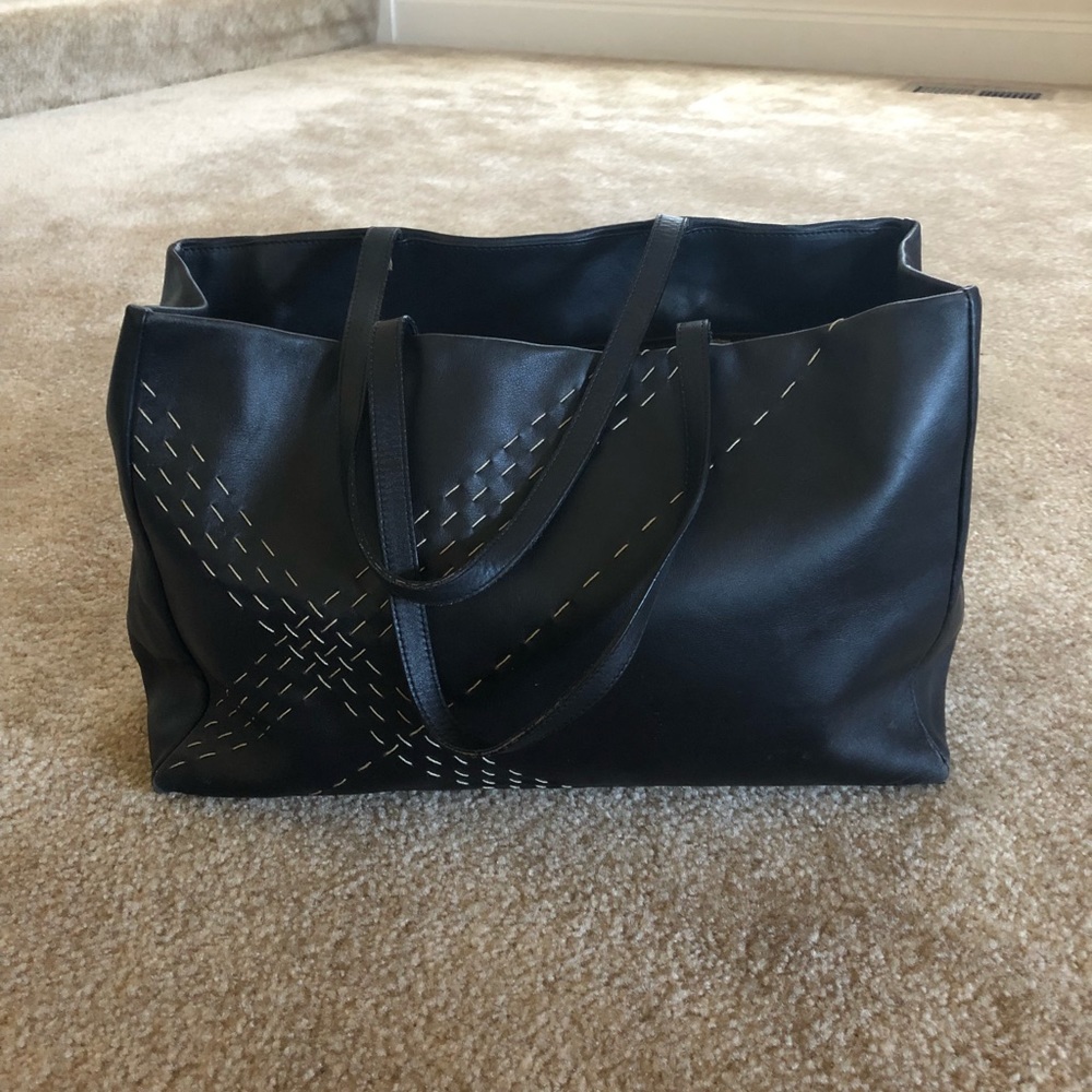 Burberry tote